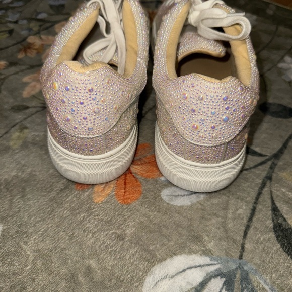 Betsey Johnson Sidny ivory white sneakers 10 wedding sparkly - Picture 8 of 9